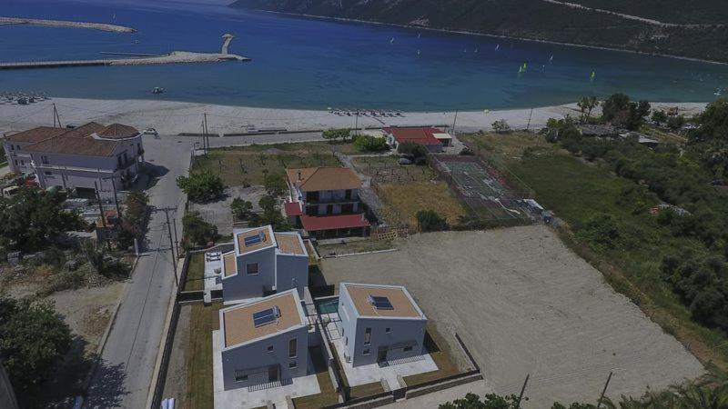 Seascape Villas Vassiliki - Beachfront Villas Exterior foto